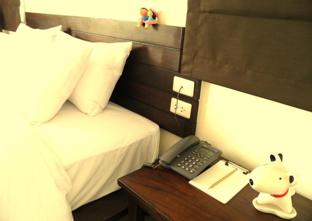 Huga Place Nai Harn Room photo