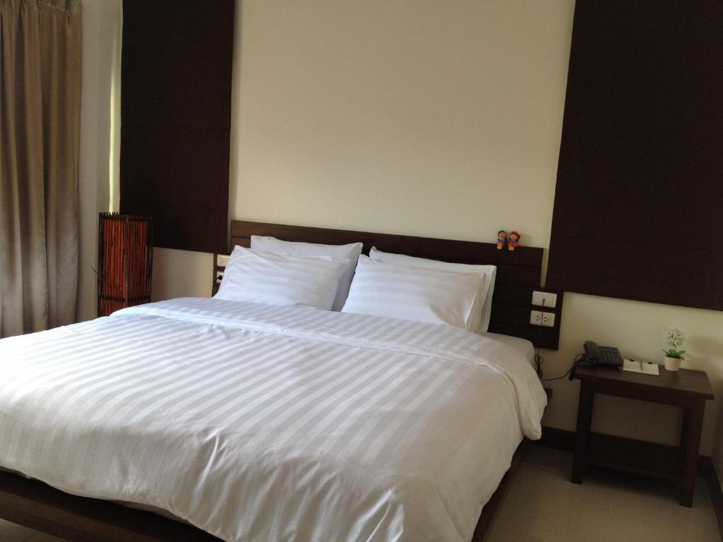 Huga Place Nai Harn Room photo