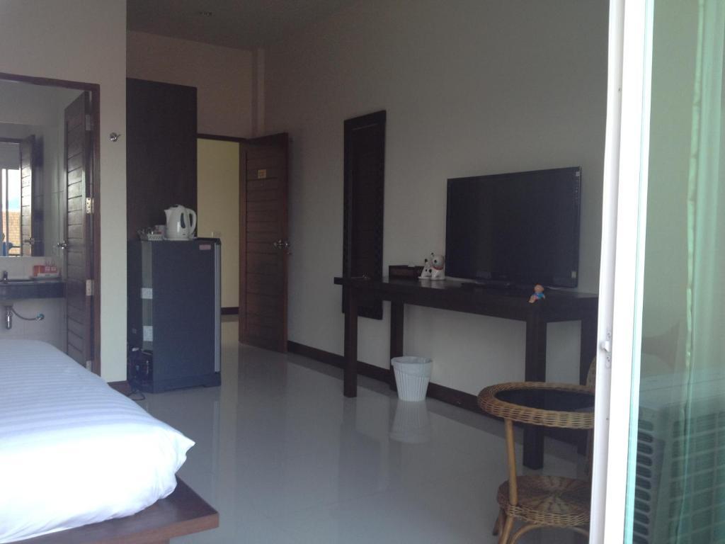Huga Place Nai Harn Exterior photo